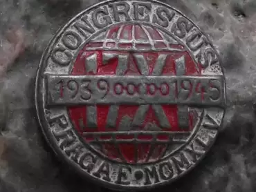 0dznak Světového sejzdu studentstva v Praze.